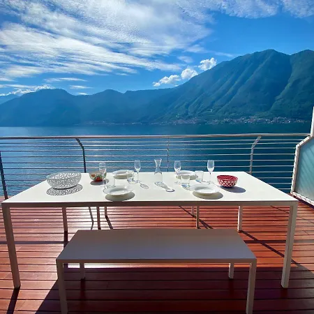 Magic Lake Como Apartment Sala Comacina