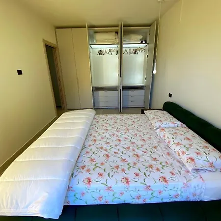 Magic Lake Como Apartment Sala Comacina